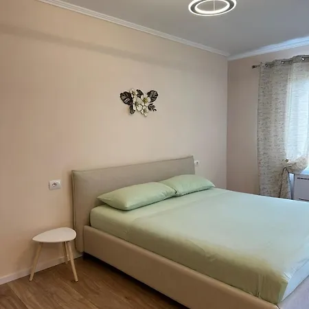 Отель Air Rreshen