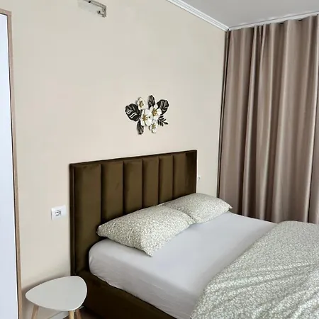 Air מלון Rreshen