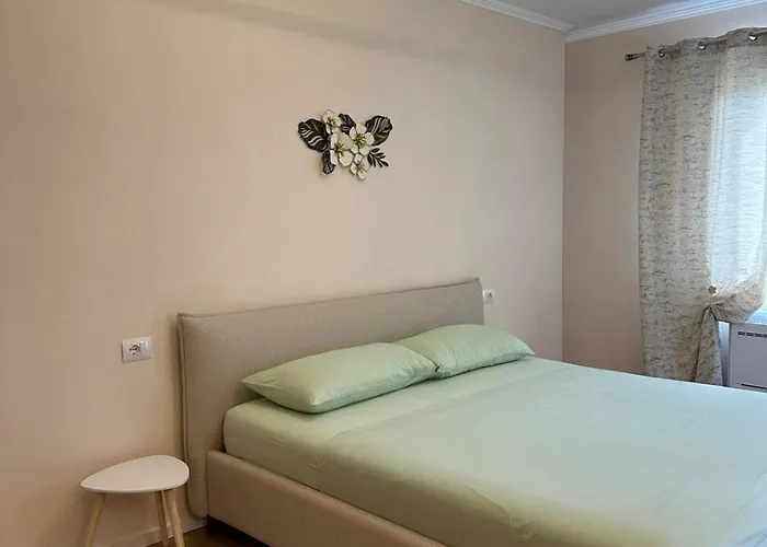 ホテル Air Rrëshen